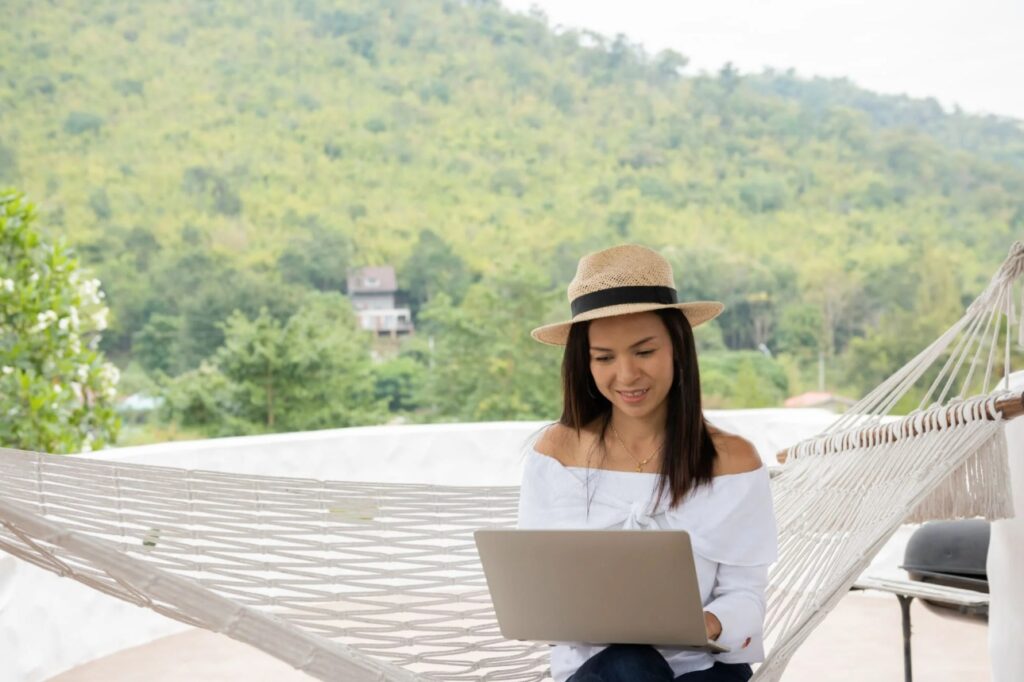 How SMEs Can Compete with Big Companies by Outsourcing Smartly in the Philippines